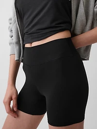 4" GapFit Smooth Bike Shorts