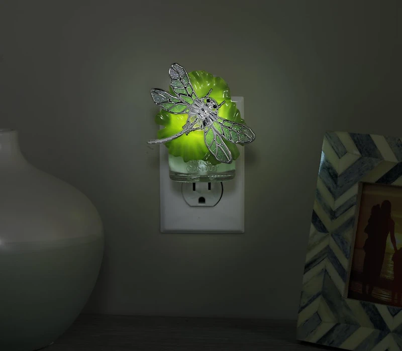Dragonfly on Lilypad ScentPlug® Diffuser w/ Light