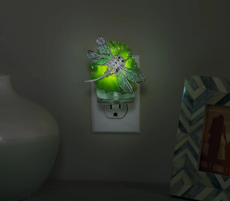 Dragonfly on Lilypad ScentPlug® Diffuser w/ Light