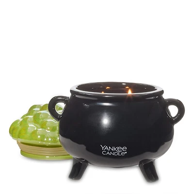 Phantom Bookshop Bubbling Cauldron Candle