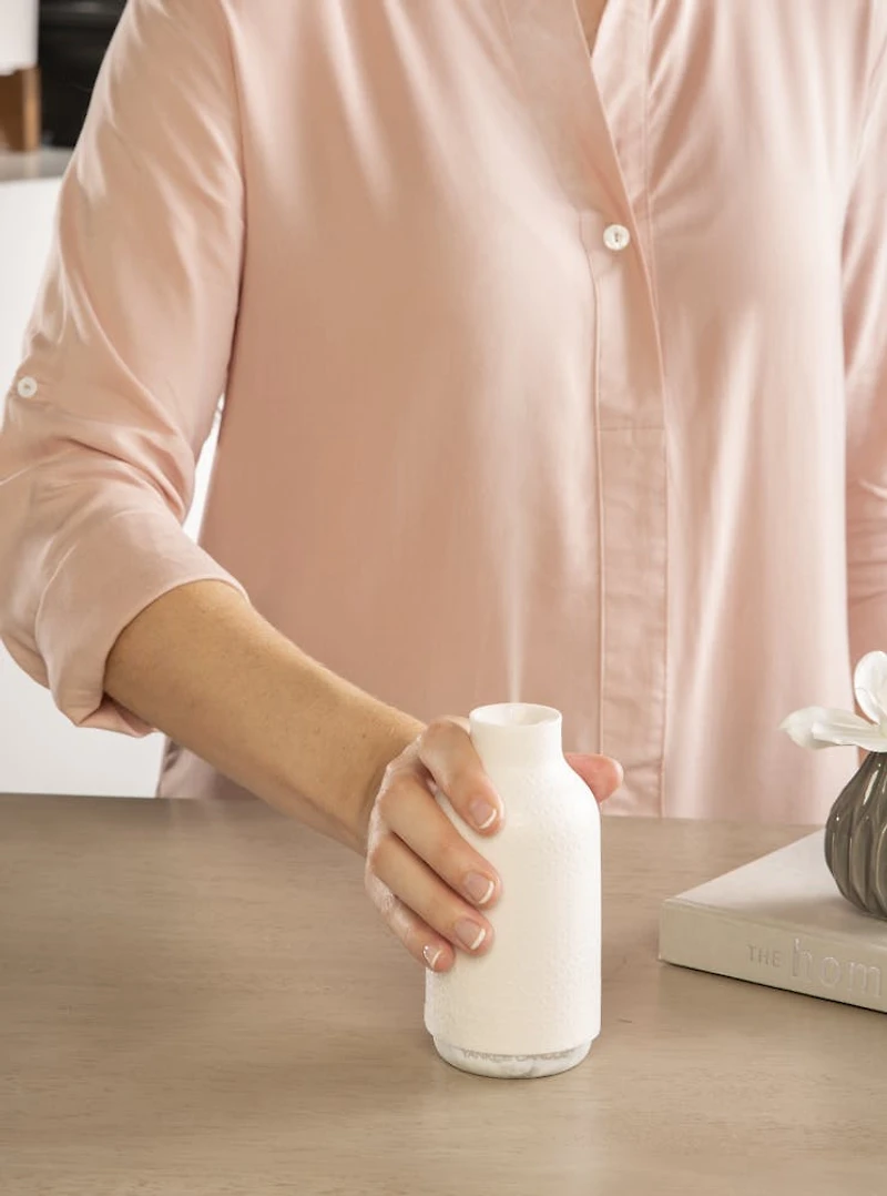 White Belmont Fragrance Dispenser