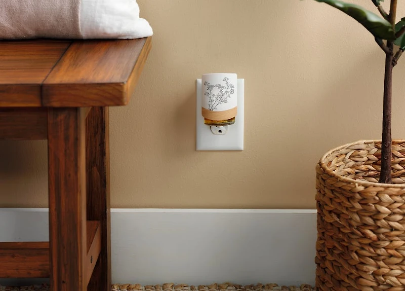 Natural Simplicity ScentPlug® Diffuser w/ Light
