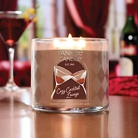 Cozy Cocktail Lounge