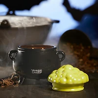 Phantom Bookshop Bubbling Cauldron Candle