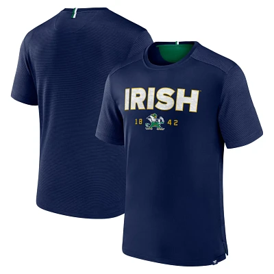 Fanatics Branded Notre Dame Fighting Irish Defender Rush T-Shirt                                                                