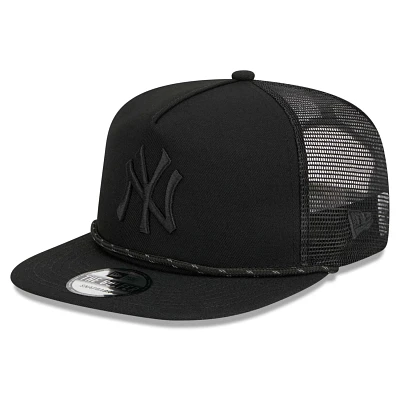 New Era New York Yankees on Meshback Golfer Snapback Hat                                                                        