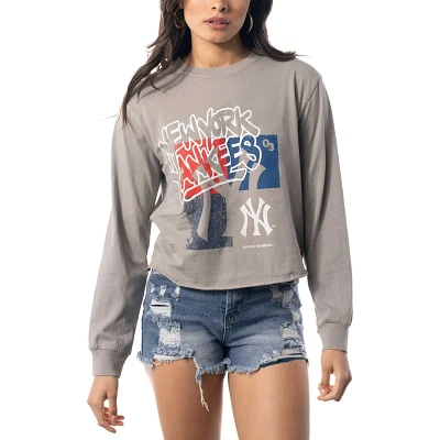 The Wild Collective New York Yankees Cropped Long Sleeve T-Shirt