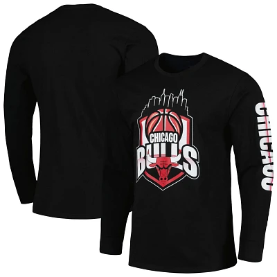Unisex Stadium Essentials Chicago Bulls NBA Crest Long Sleeve T-Shirt                                                           