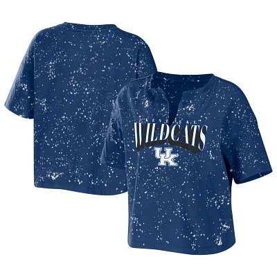 WEAR by Erin Andrews Kentucky Wildcats Bleach Wash Splatter Cropped Notch Neck T-Shirt