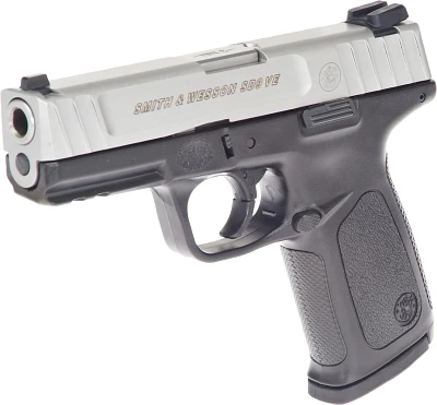 Smith & Wesson SD9 VE 9mm Full-Sized 16-Round Pistol                                                                            