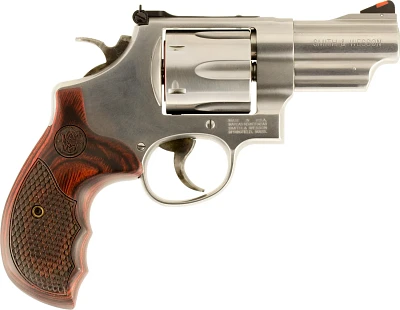 Smith & Wesson 629 Deluxe .44 Remington Magnum Revolver                                                                         