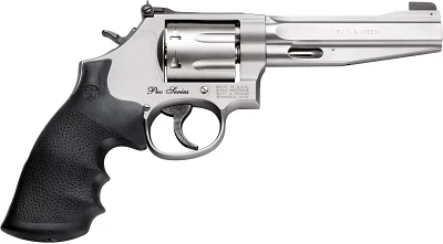 Smith & Wesson 686 Plus Pro .357 Magnum Revolver                                                                                
