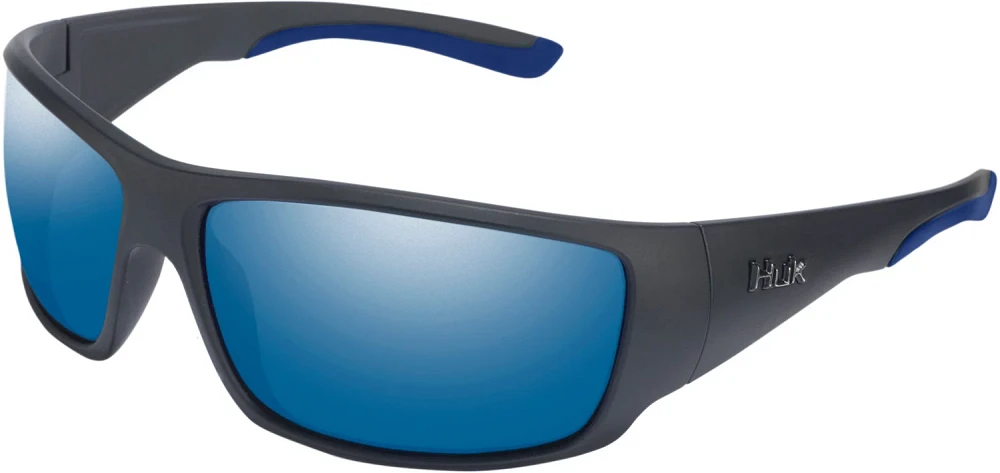 Huk Spearpoint Sunglasses