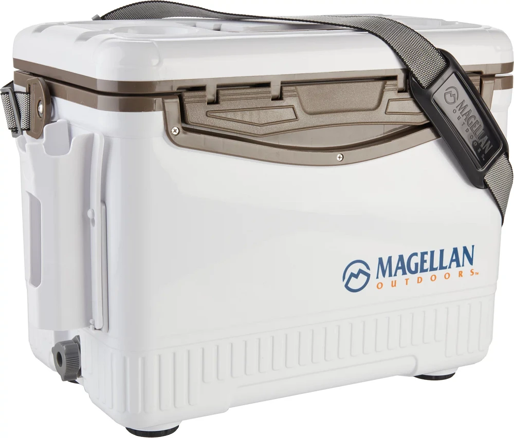 Magellan Outdoors 19 qt Aerator Dry Box