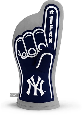 YouTheFan New York Yankees #1 Oven Mitt                                                                                         