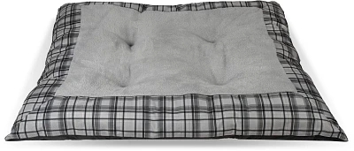 Cozy Pet Tufted Plaid Bed