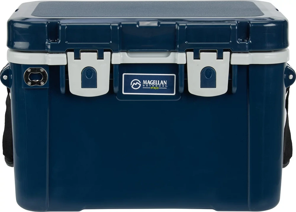 Magellan Outdoors Pro Explore Icebox qt Hard Cooler