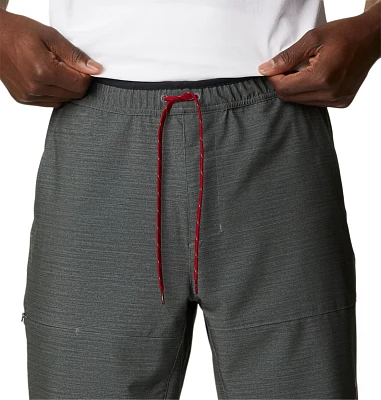 Columbia Sportswear Men's University of Alabama Twisted Creek Shorts