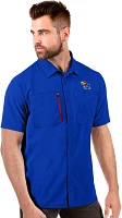 Antigua Men's University of Kansas Kickoff Woven Short Sleeve Fishing Shirt