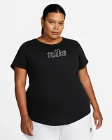 Nike Women's Icon Clash Plus Short Sleeve T-shirt