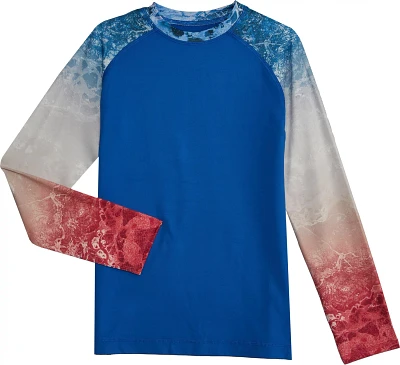 O'Rageous Boys' RealTree WAV3 Ombre Long Sleeve Rash Guard