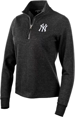 Antigua Women's New York Yankees Action 1/4-Zip Pullover