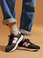 New Balance Women's 237 Retro Sneaker