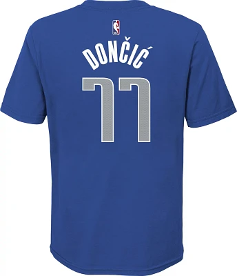 Nike Boys' Dallas Mavericks Doncic Name & Number Graphic T-shirt