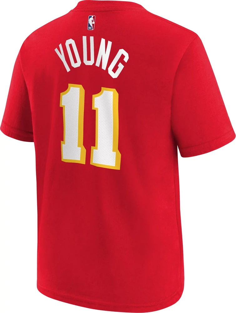 Nike Boys' Atlanta Hawks Young Name & Number Graphic T-shirt