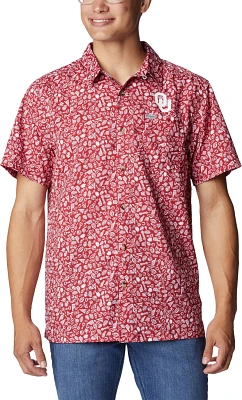 Columbia Sportswear Men's University of Oklahoma Super Slack Tide Gameday Print Button Down Shirt