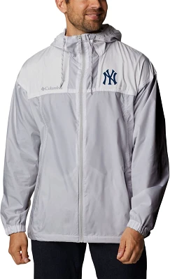Columbia Sportswear Men's New York Yankees Flash Challenger Windbreaker