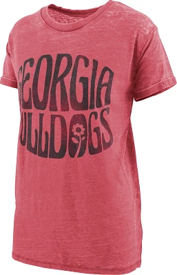 Three Square Women’s University of Georgia Vintage Boyfriend Goldie Graphic T-shirt