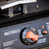 Masterbuilt 40in Thermotemp Propane Smoker                                                                                      