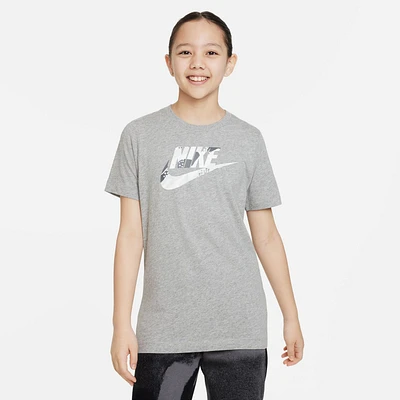 Nike Boys' Sportswear Club Camo Graphic T-shirt