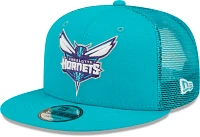 New Era Men's Charlotte Hornets Classic Trucker 9FIFTY Cap                                                                      