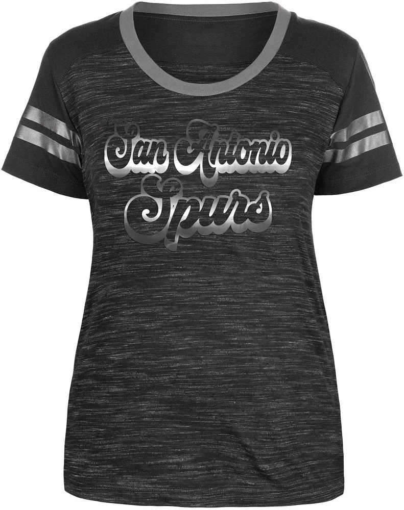 New Era Women's San Antonio Spurs Drop Hem Crewneck T-shirt                                                                     