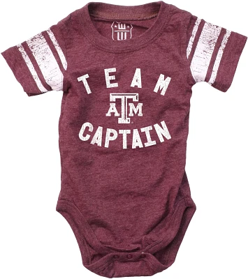 Wes and Willy Infants' Texas A&M University Sleeve Stripe Onesie