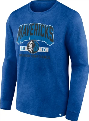 Fanatics Men's Dallas Mavericks Front Court Press Long Sleeve T-shirt