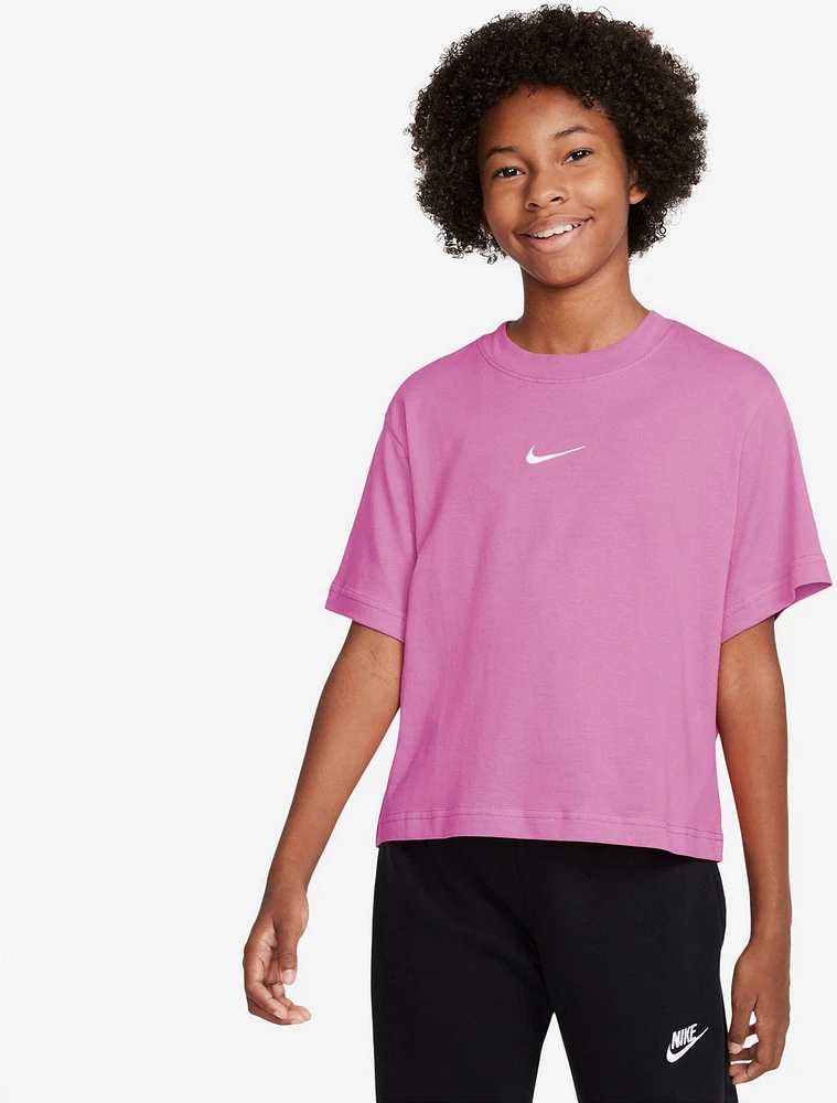 Nike Girls Sportswear Essential T-shirt