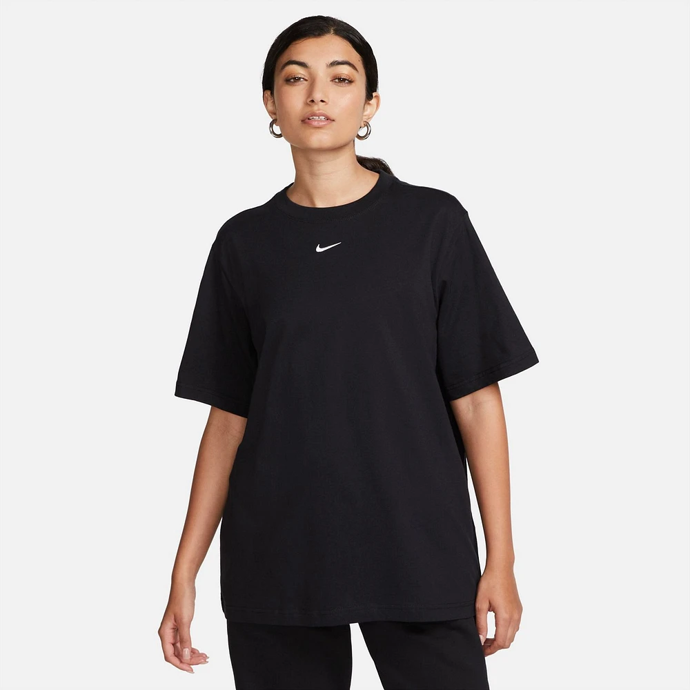 Nike Women's NSW Essential BF LBR Short Sleeve Shirt