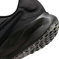 Nike Men's Revolution 7 Road Running Shoes