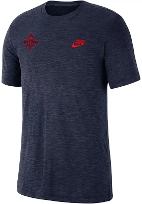 Nike Men's New Orleans Pelicans Essential NBA Club T-shirt