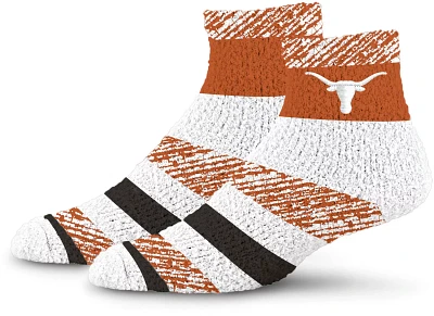 For Bare Feet Acrylic University of Texas Rainbow RMC Sleep Quarter Socks 1 Pack                                                