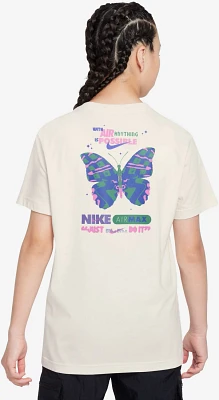 Nike Kids' NSW Tee Boy Max Butterfly Short Sleeve Shirt