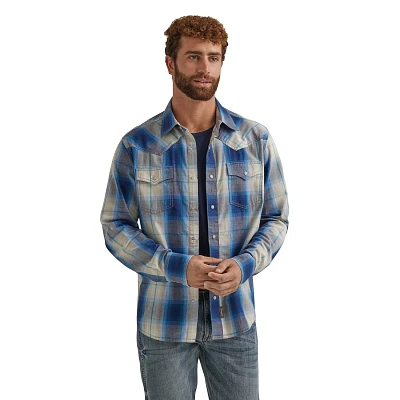 Wrangler Men's Retro Premium Western Long Sleeve Button-Down Shirt