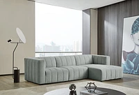 Lauriston 3 Pc Sectional Set Right Chaise