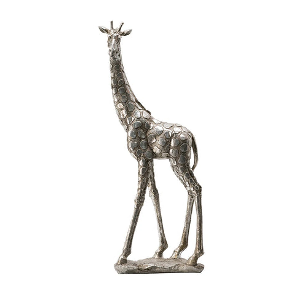 Standing Giraffe