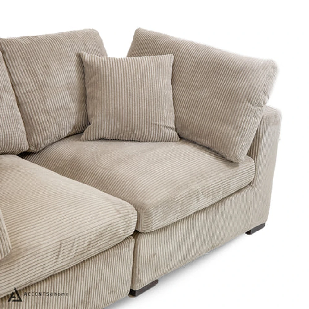 Clark 5 pcs Sectional with Ottoman - Grey | Accents@Home