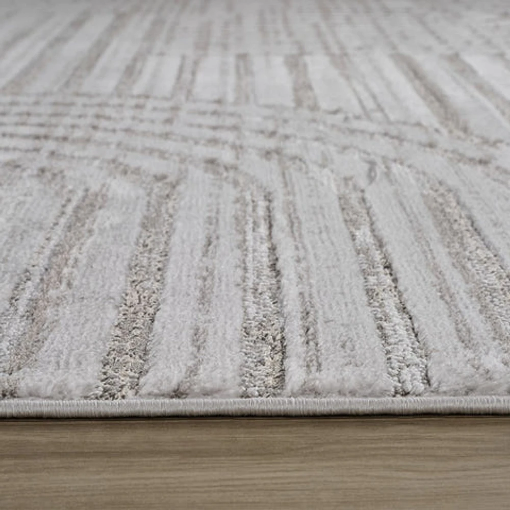 Tulum Grey Geometric Pattern Area Rug
