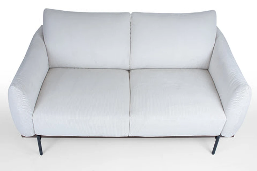 Meela Loveseat